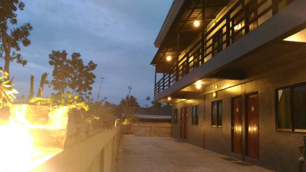 Bedtime Story Hotel Mae Sai Exterior foto