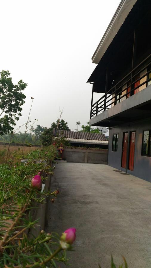 Bedtime Story Hotel Mae Sai Exterior foto